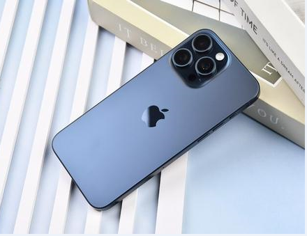 南部苹果维修点分享iPhone15 Pro Max黑屏少见诱因梳理 